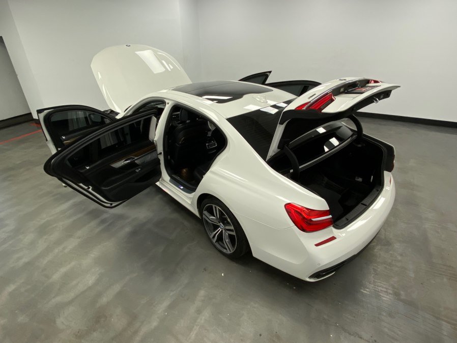 Used 2016 BMW 750i xDrive AWD/4WD image 45