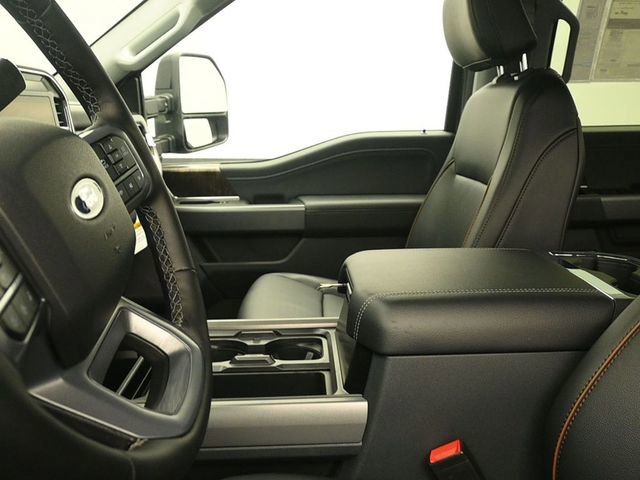 New 2026 Ford F250 Lariat w/ FX4 Off-Road Package image 18