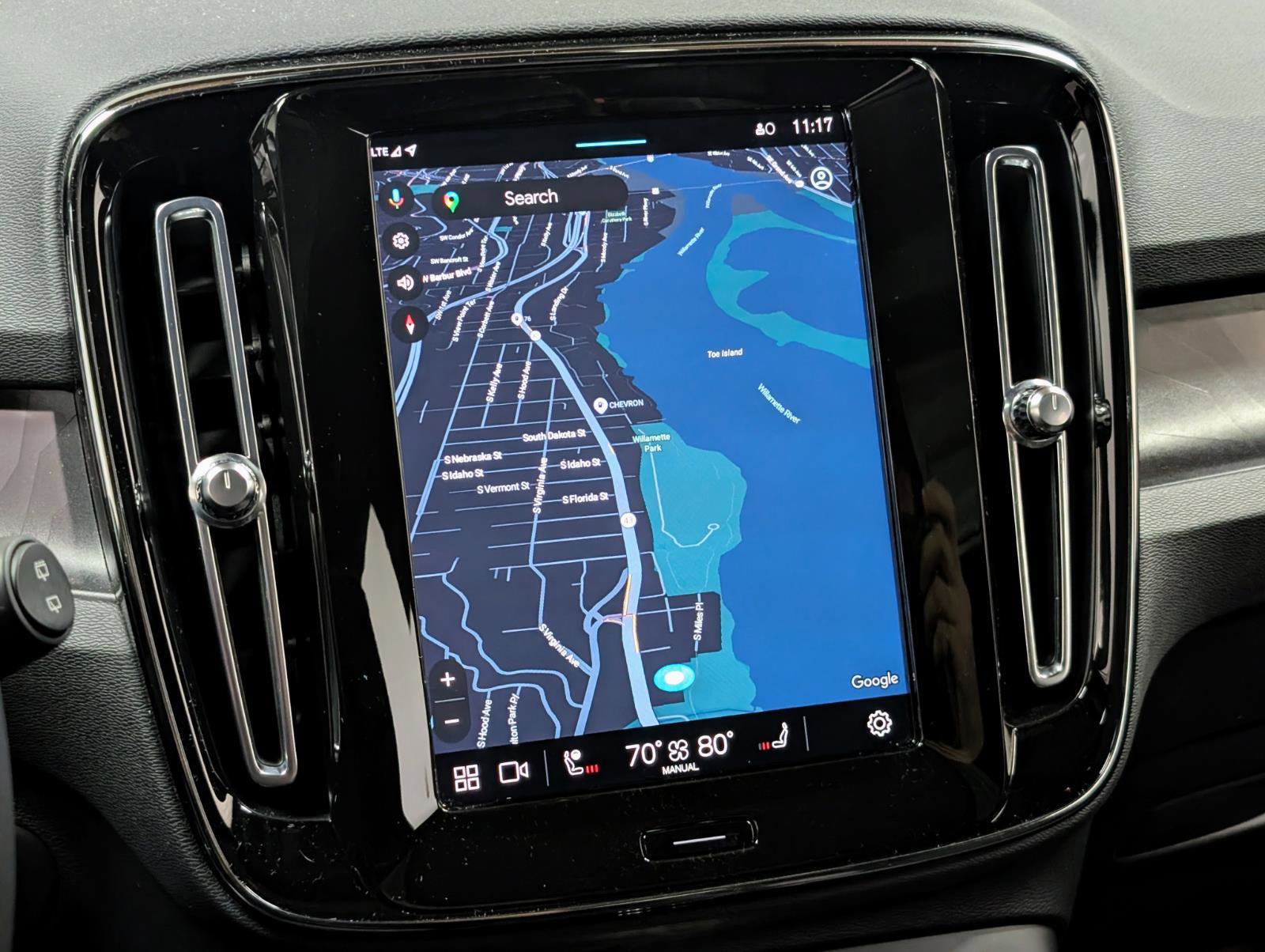 Used 2023 Volvo XC40 Recharge Ultimate w/ Protection Package Premier image 34