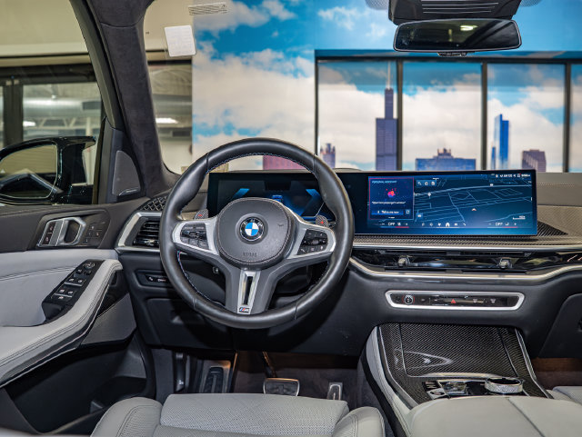 Used 2024 BMW X5 M60i AWD/4WD image 16