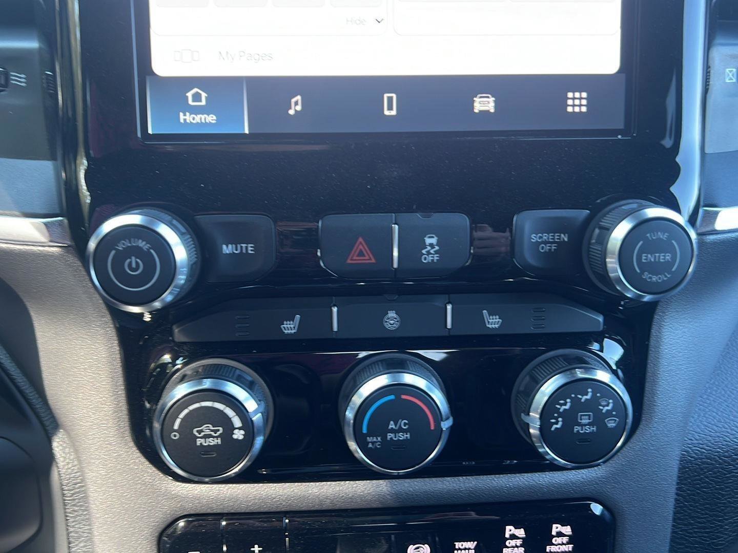 New 2026 RAM 2500 Big Horn image 32