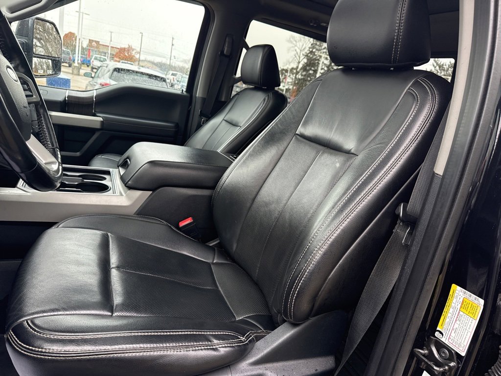 Used 2021 Ford F350 Lariat image 10