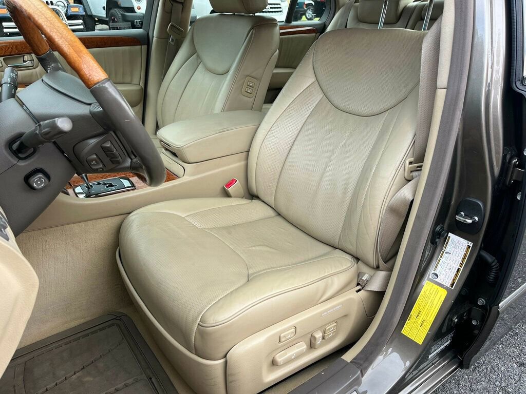 Used 2006 Lexus LS 430 RWD image 17