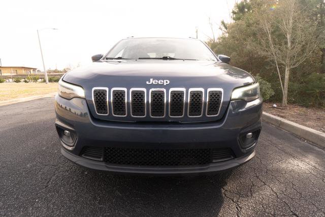Used 2020 Jeep Cherokee Latitude Plus image 8