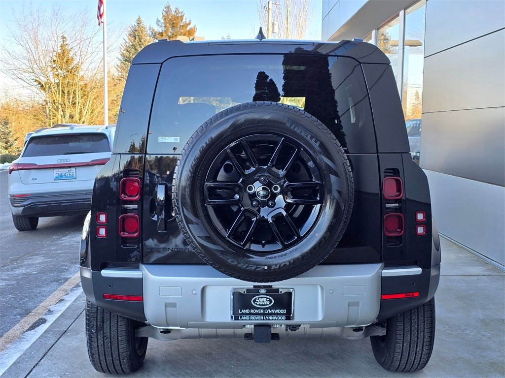 New 2025 Land Rover Defender 90 S image 6