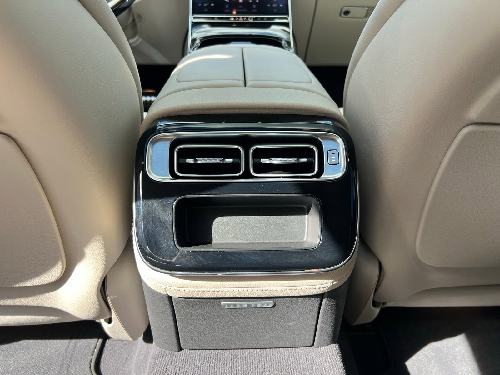 Used 2023 Mercedes-Benz S 500 4MATIC image 70