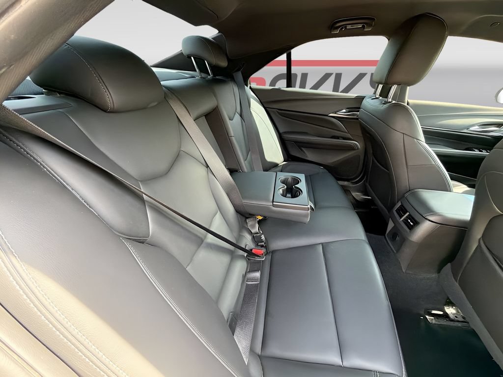 Used 2025 Cadillac CT4 Luxury RWD image 23
