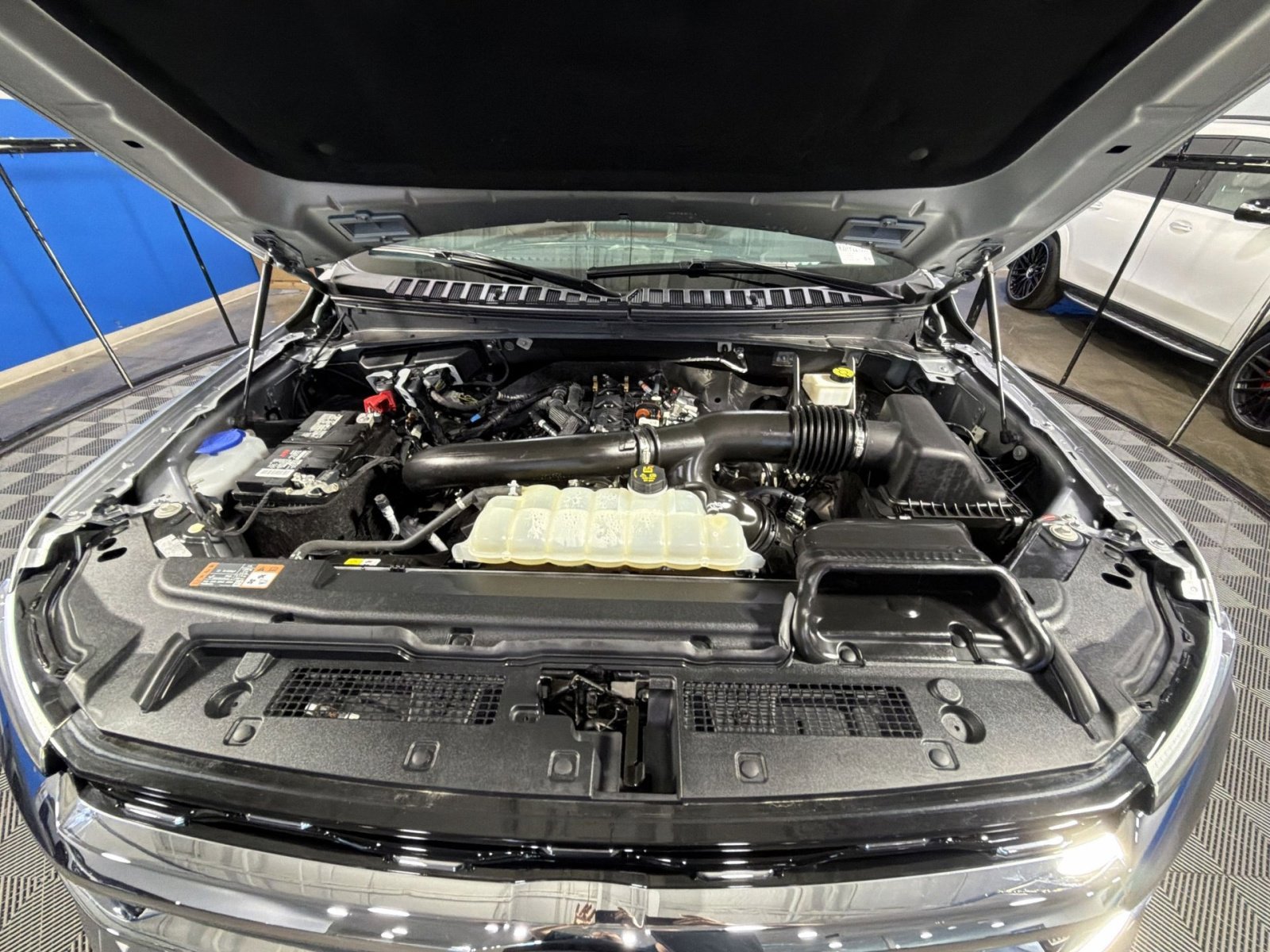 Used 2022 Ford Expedition Max Limited image 37