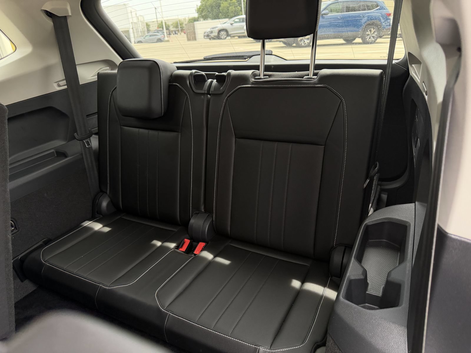 Used 2024 Volkswagen Tiguan SE FWD image 27