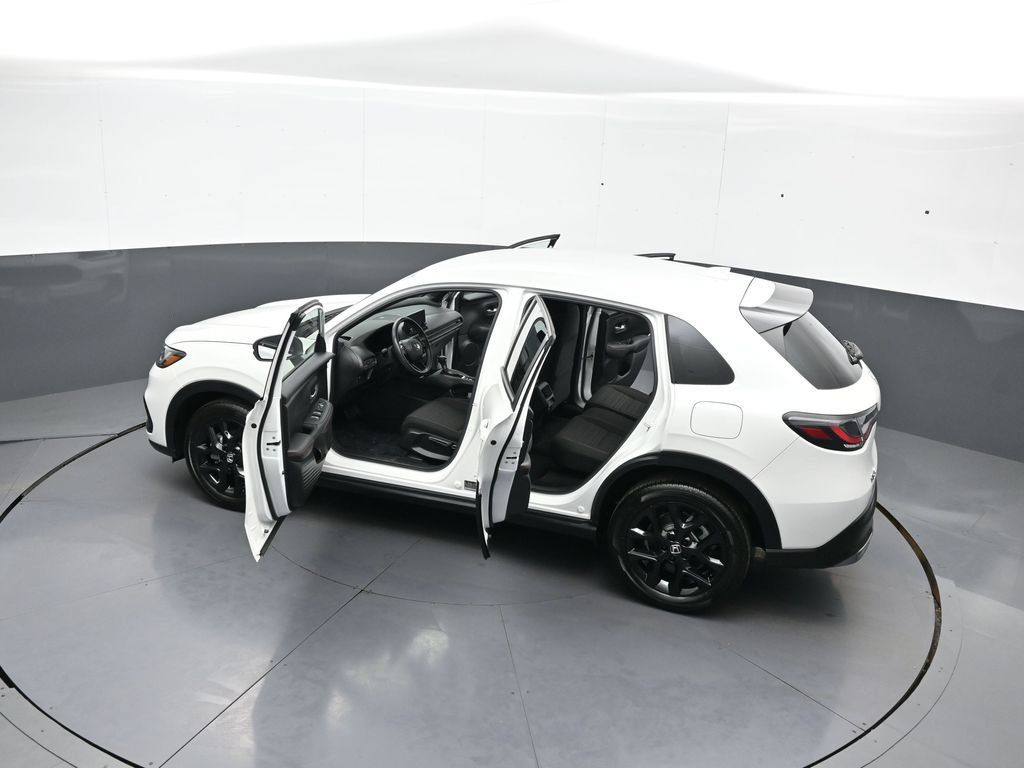 Certified 2024 Honda HR-V Sport image 43