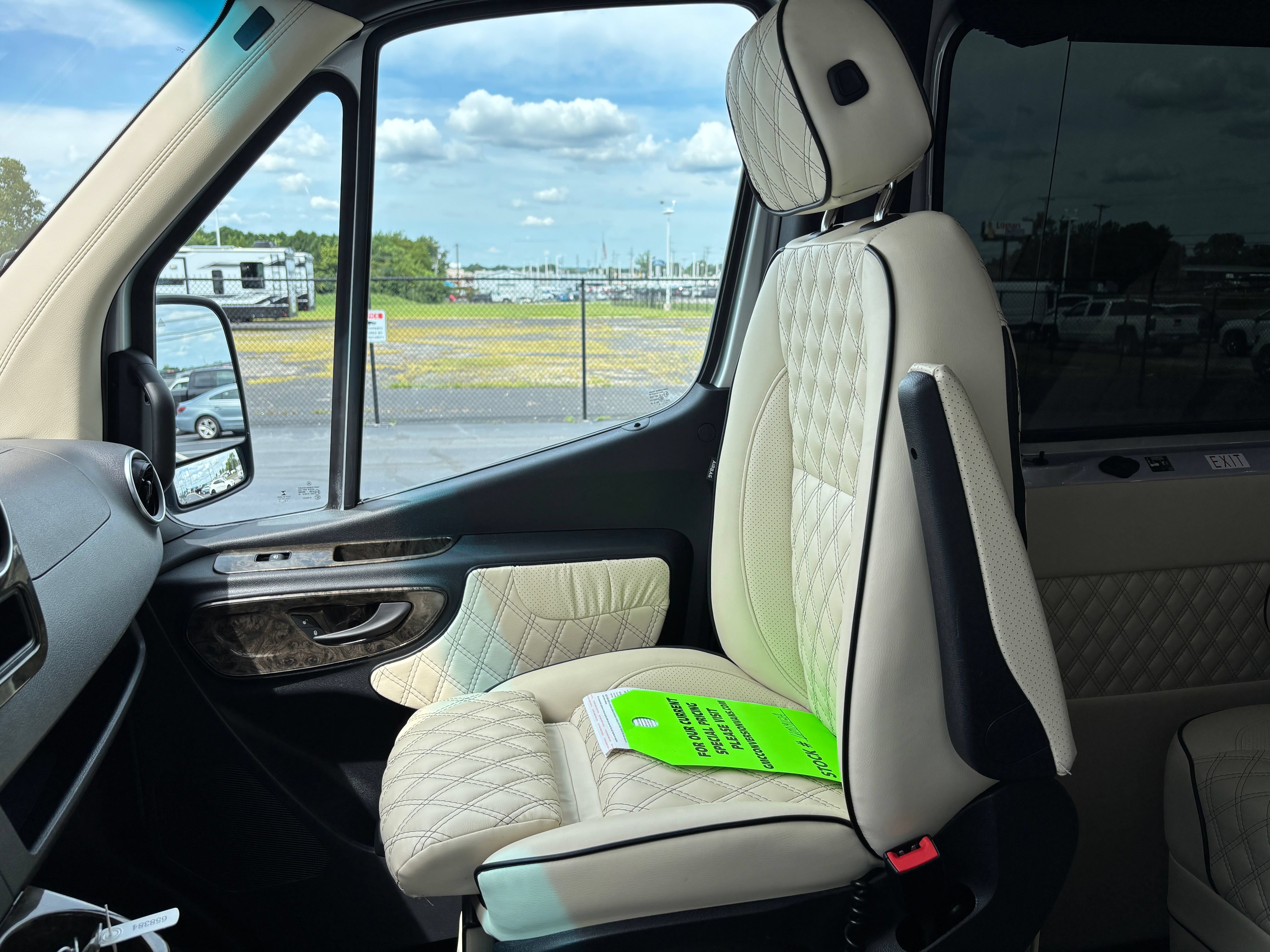 Used 2020 Mercedes-Benz Sprinter 3500 image 41