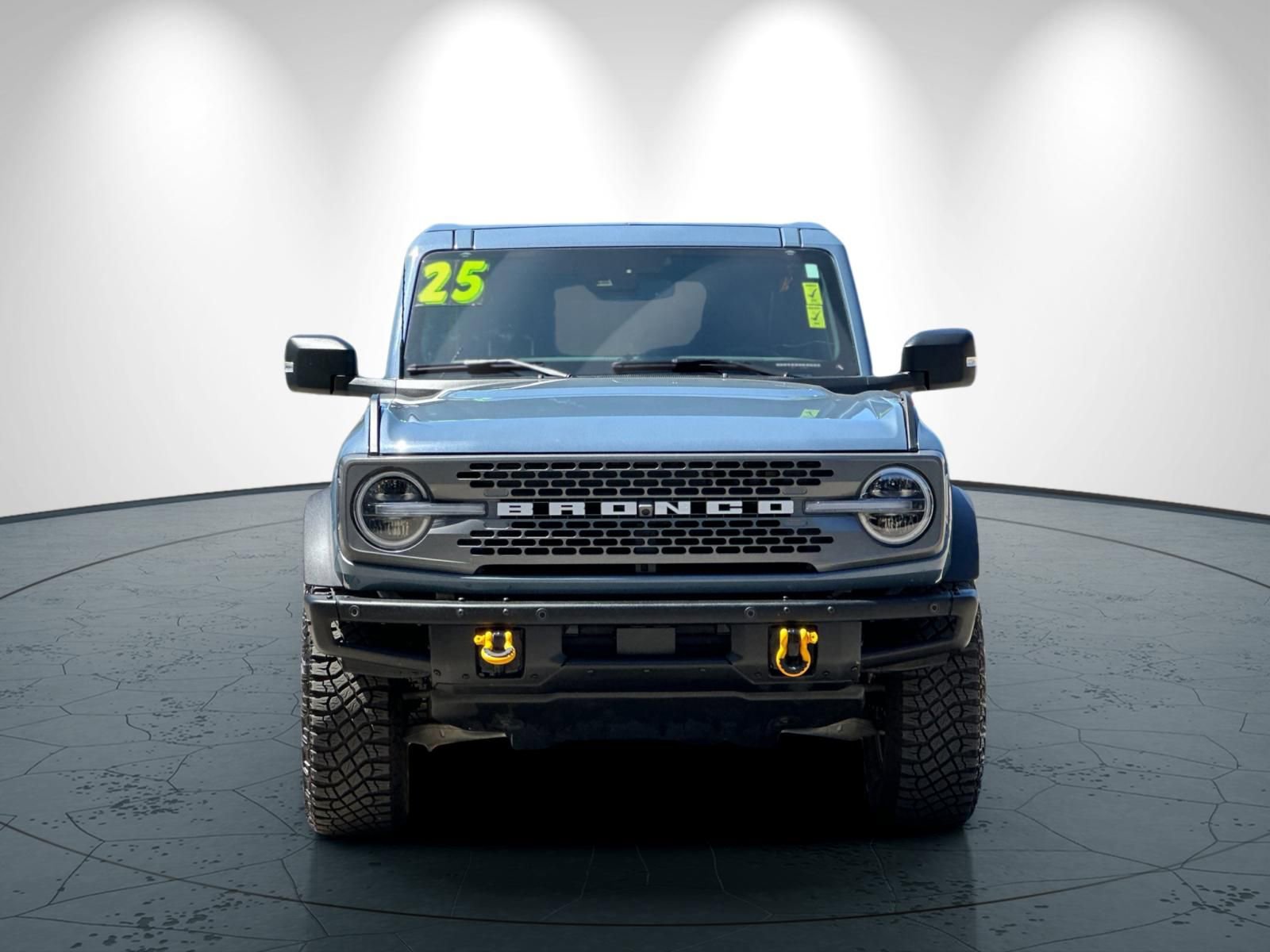 Used 2025 Ford Bronco Badlands AWD/4WD image 9