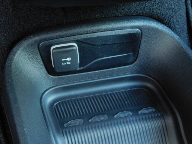 New 2026 Chrysler Pacifica Select image 30