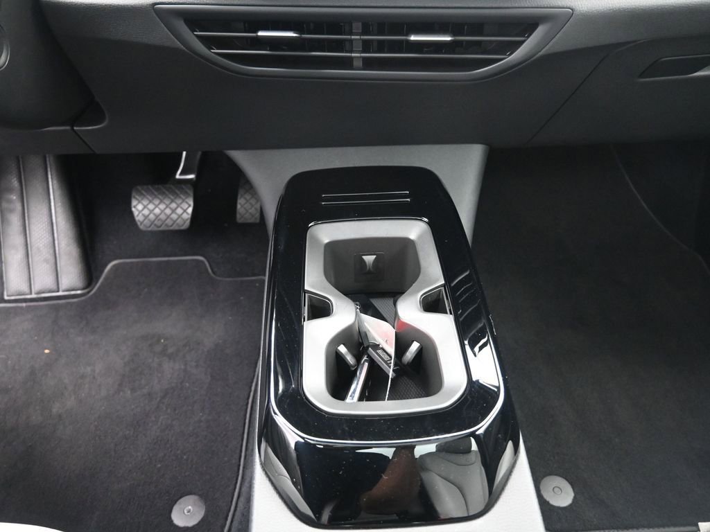 Used 2021 Volkswagen ID.4 Pro S image 12