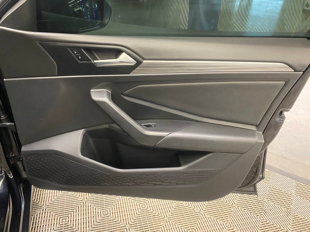 Used 2020 Volkswagen Jetta SEL FWD image 10
