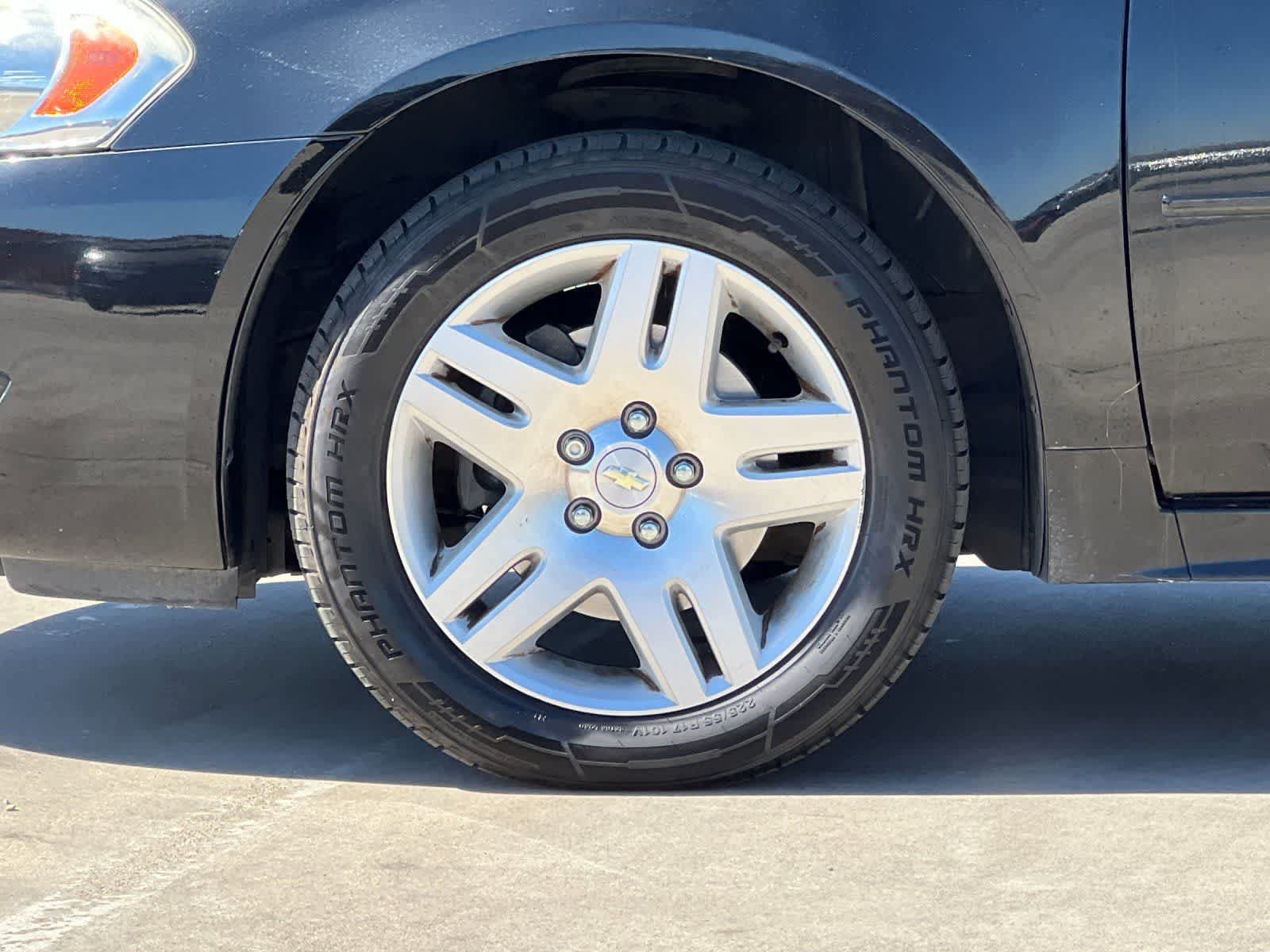 Used 2016 Chevrolet Impala LT FWD image 24