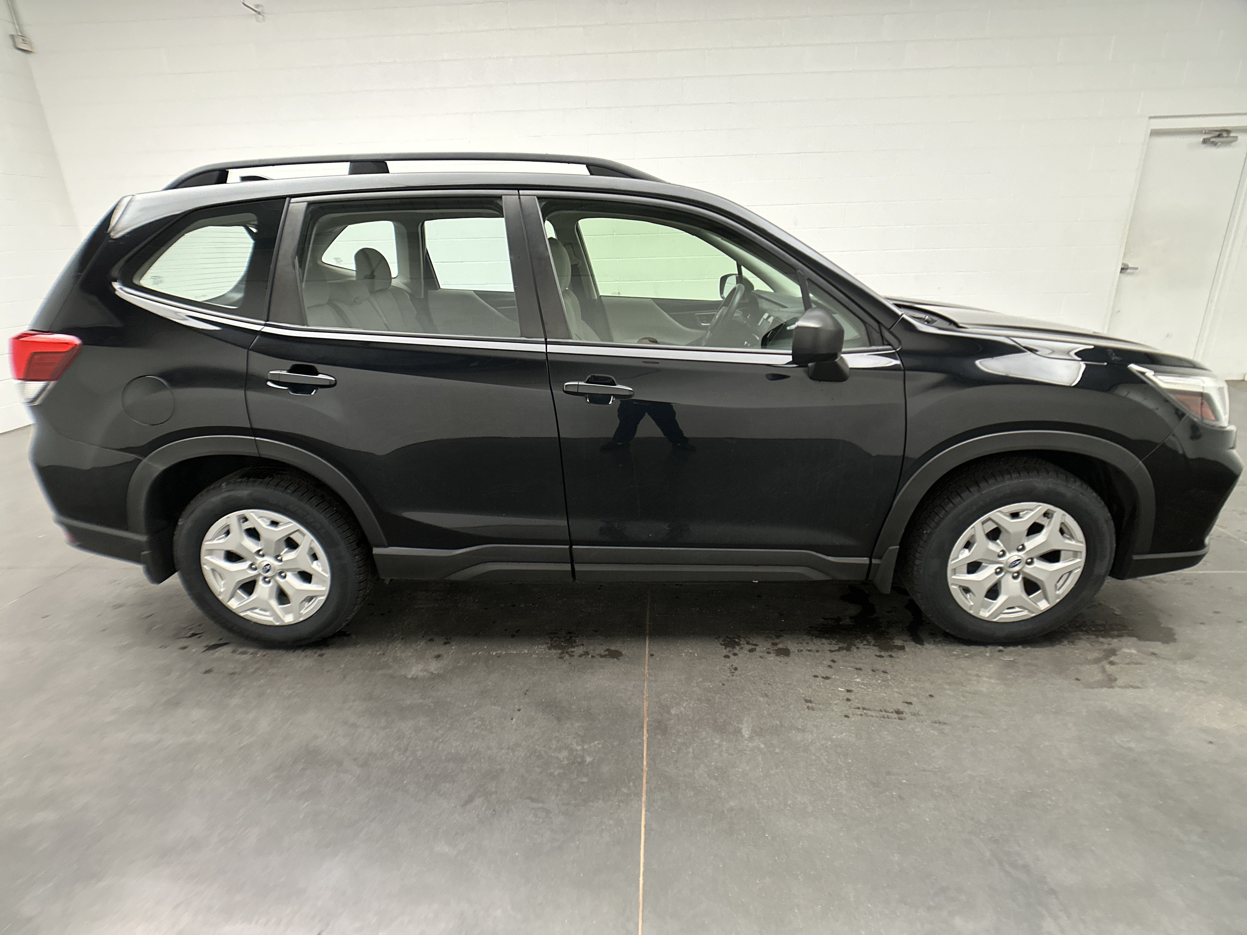 Used 2019 Subaru Forester w/ Alloy Wheel Package AWD/4WD image 9