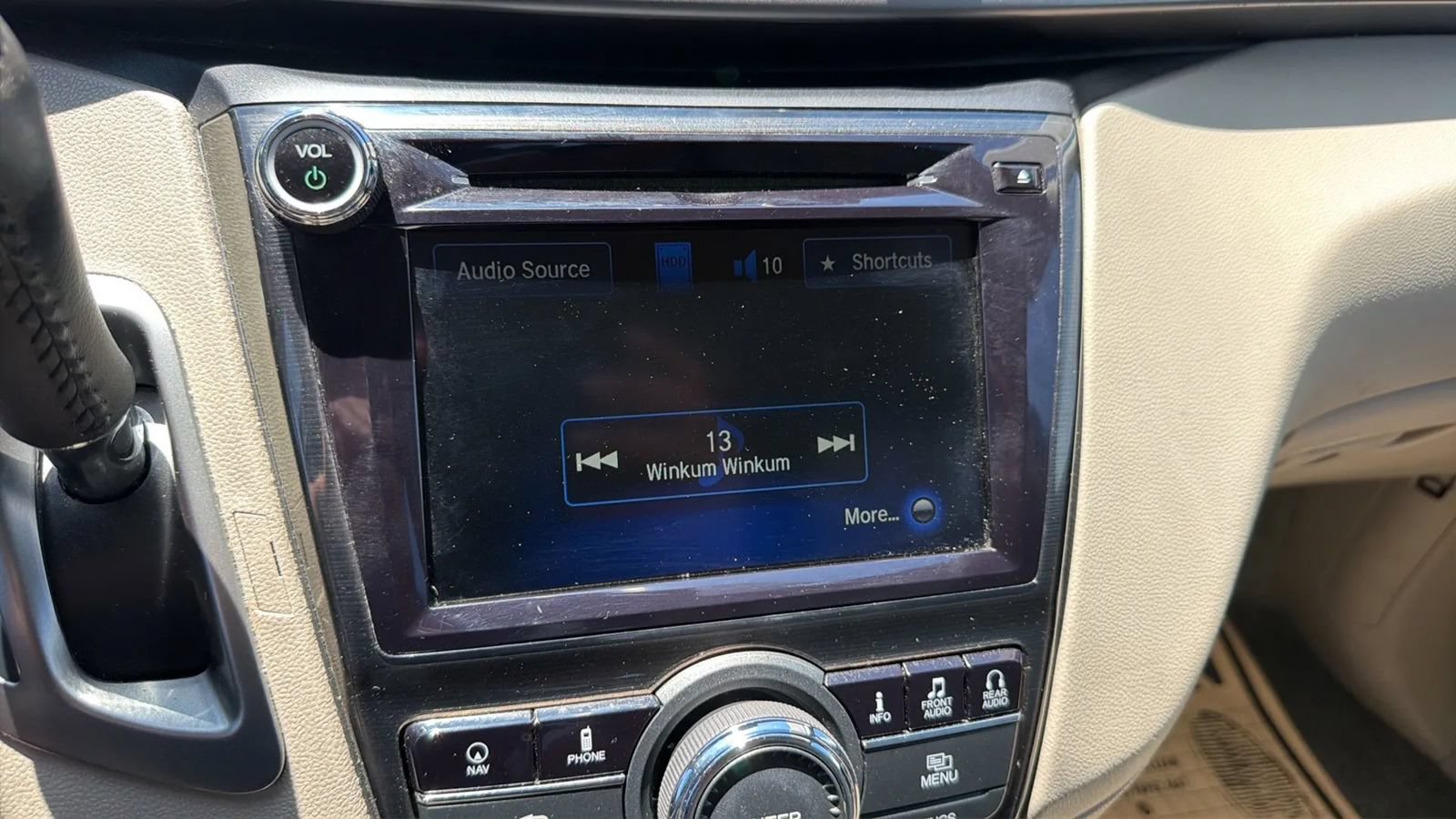 Used 2015 Honda Odyssey Touring Elite image 24