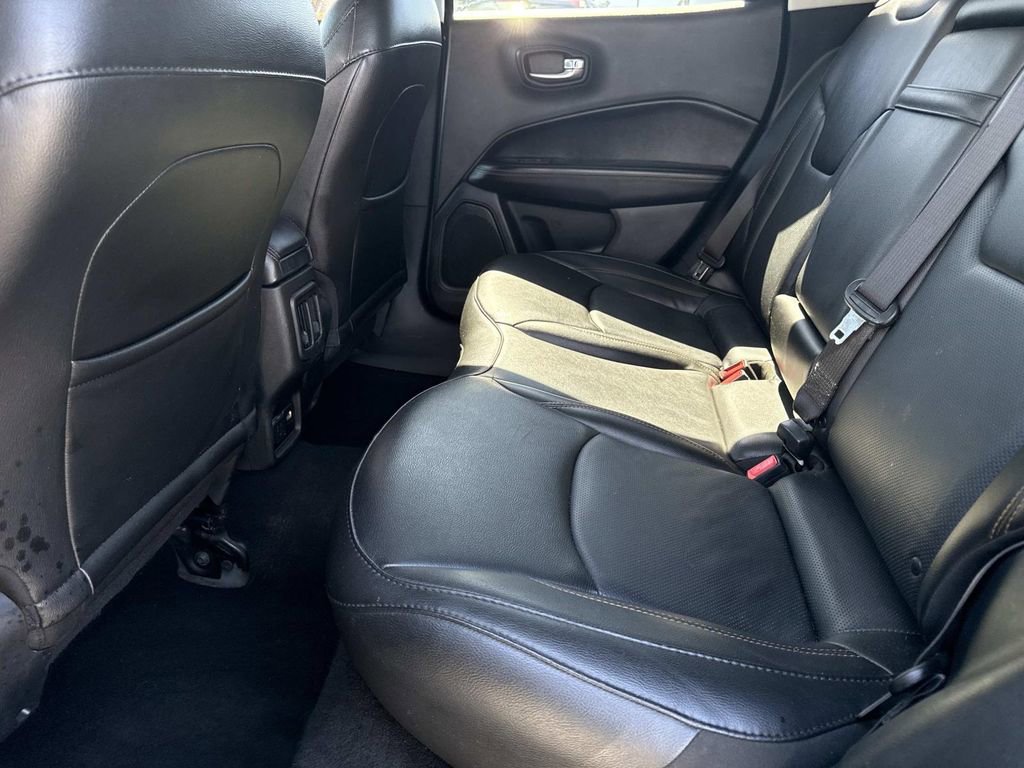 Used 2019 Jeep Compass Limited image 13