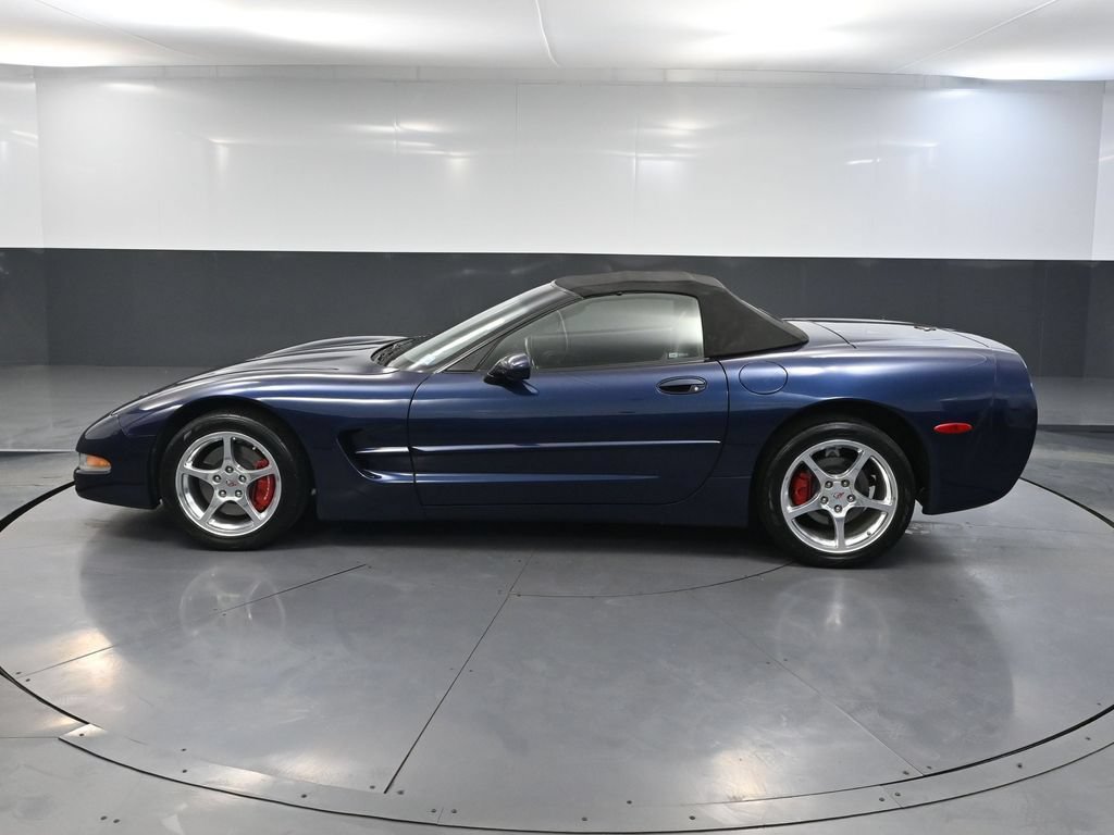 Used 2001 Chevrolet Corvette Convertible RWD image 7