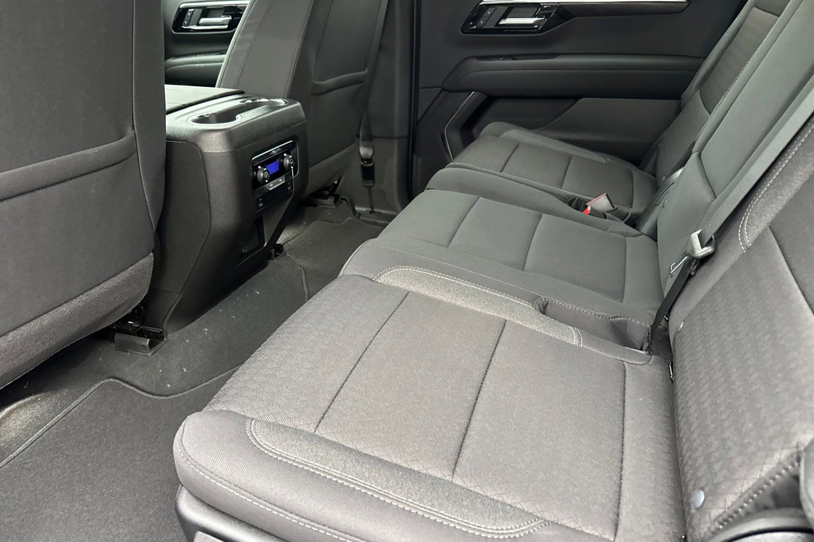 New 2026 Chevrolet Suburban LS w/ Max Trailering Package image 11