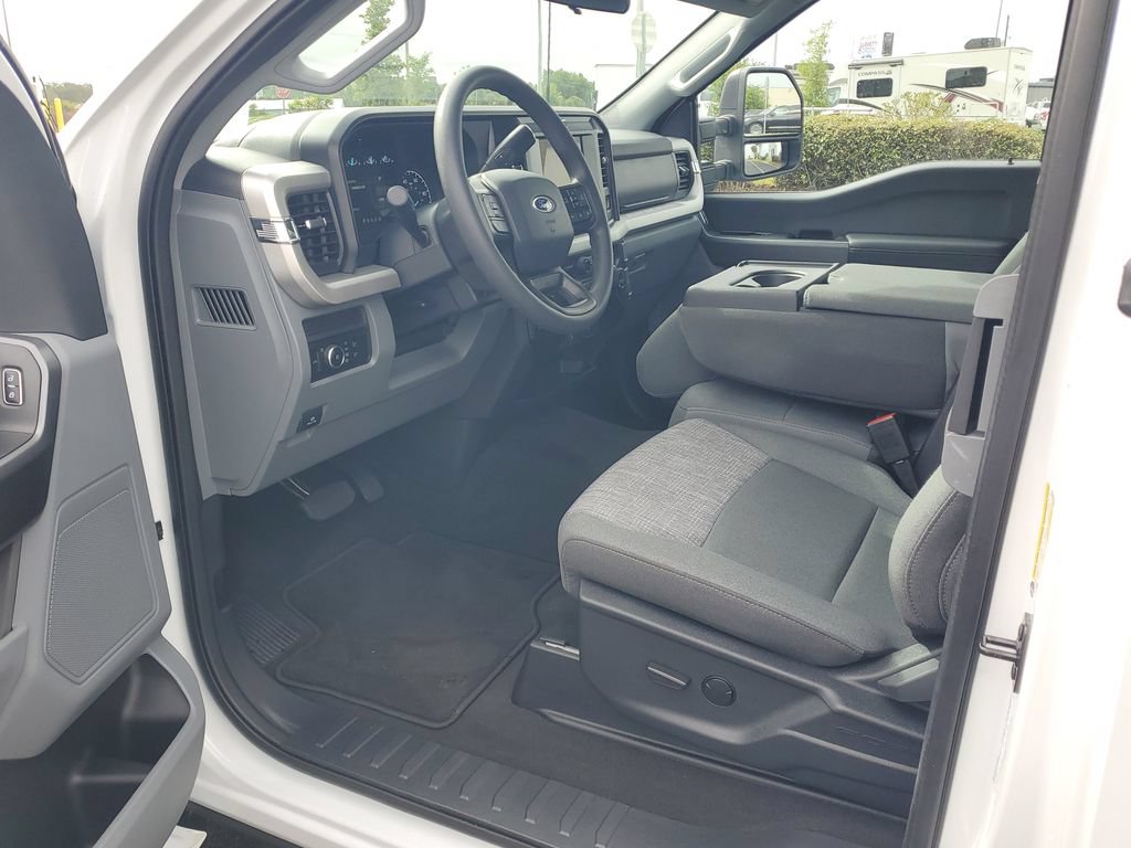 Used 2025 Ford F350 XLT w/ FX4 Off-Road Package AWD/4WD image 10