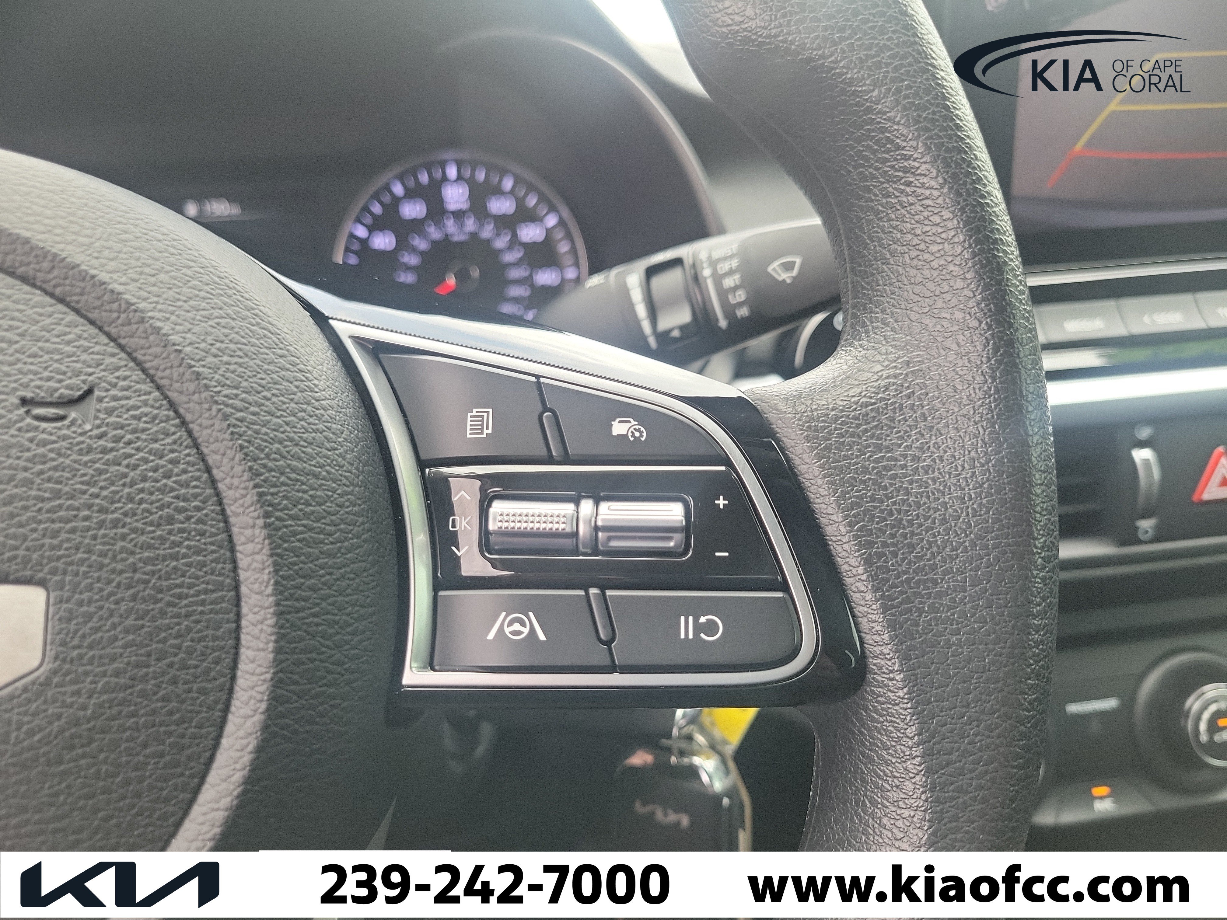 Certified 2024 Kia Forte LXS FWD image 29