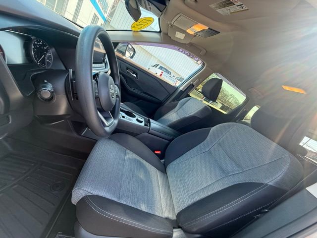 Used 2023 Nissan Rogue SV image 13