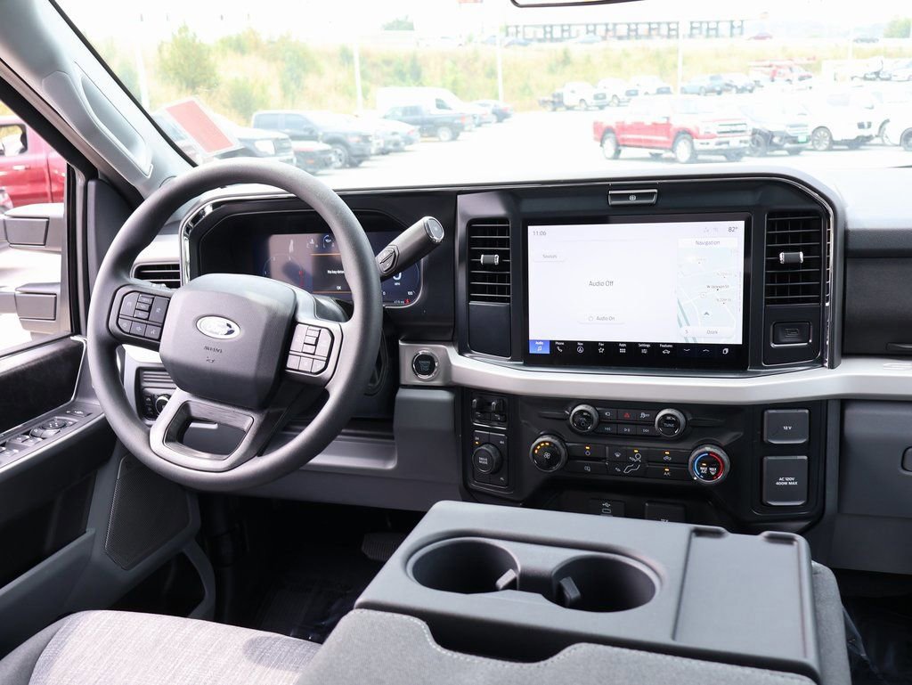New 2026 Ford F250 XLT w/ XLT Premium Package image 13