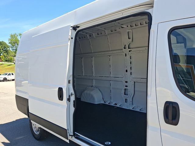 New 2026 RAM ProMaster 3500 w/ Advanced Safety Group FWD image 5
