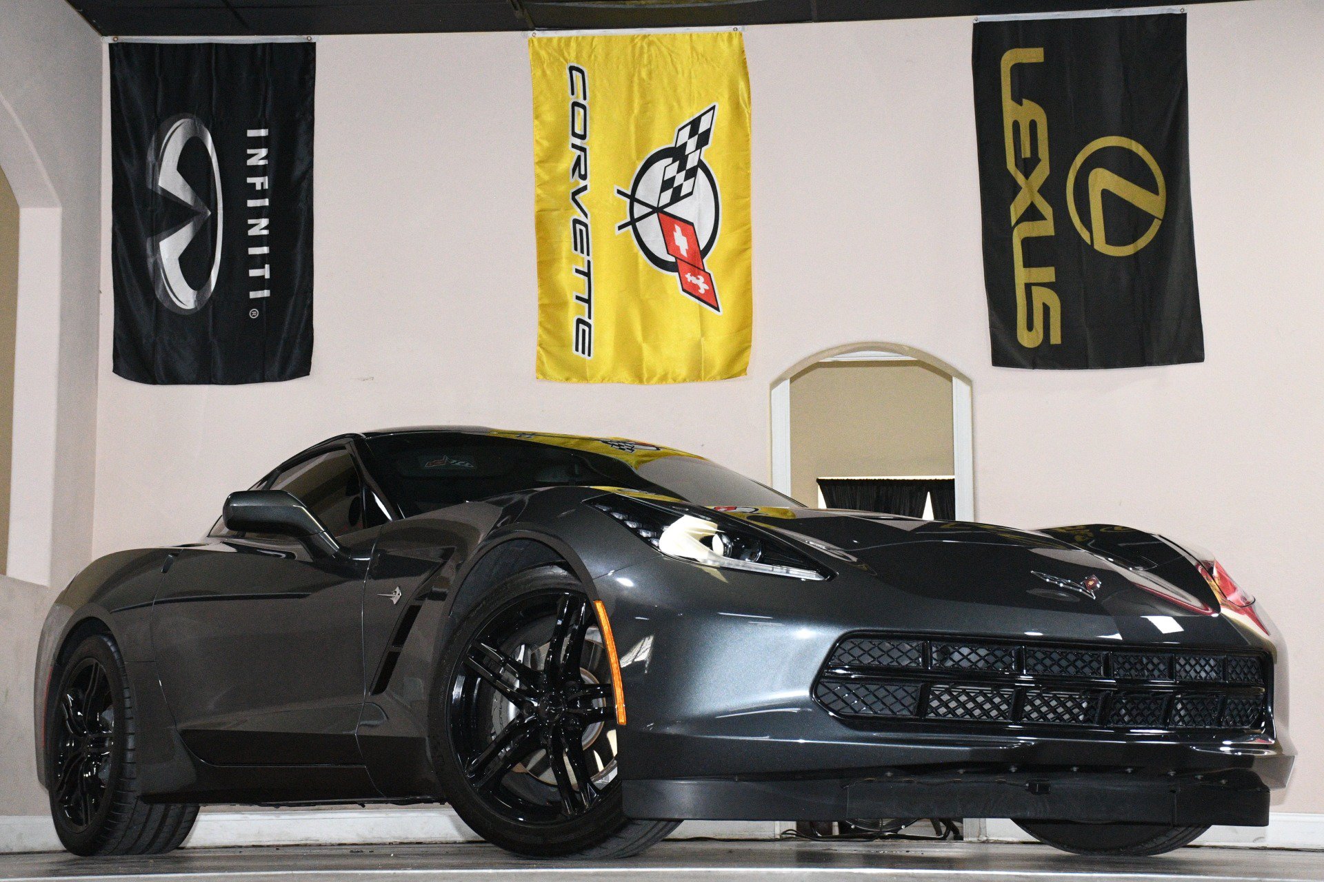Used 2017 Chevrolet Corvette Stingray Coupe w/ 1LT RWD image 83