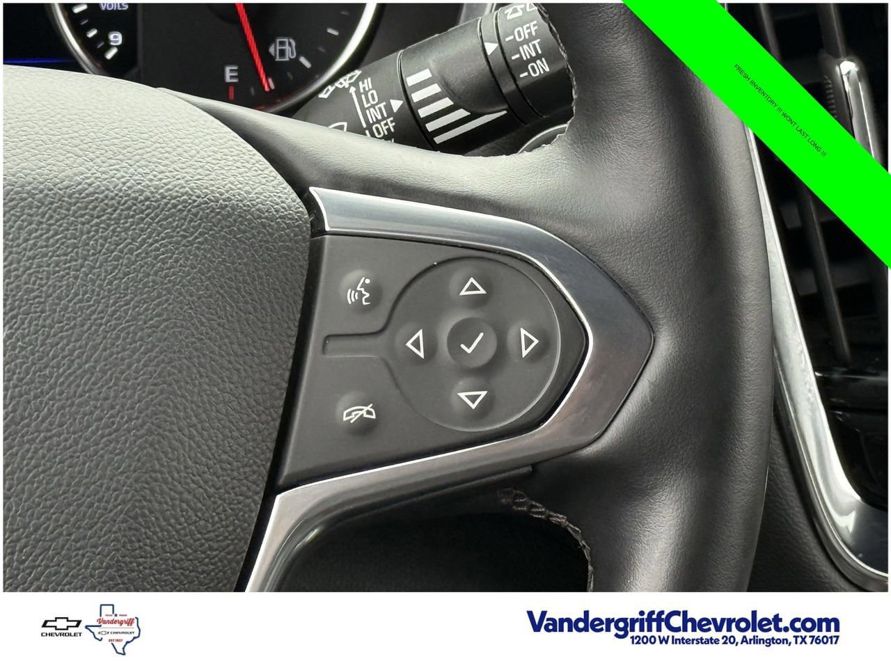 Used 2023 Chevrolet Traverse Premier w/ Redline Edition FWD image 14
