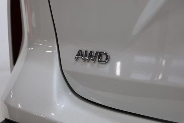 Used 2023 INFINITI QX50 Luxe AWD/4WD image 11