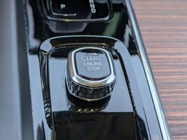 Certified 2024 Volvo S60 B5 Plus FWD image 32