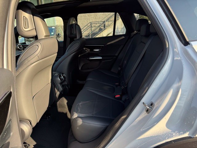 Used 2026 Mercedes-Benz GLC 300 4MATIC image 13