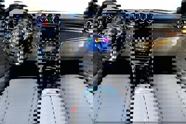 New 2026 Mercedes-Benz C 300 4MATIC Sedan image 6