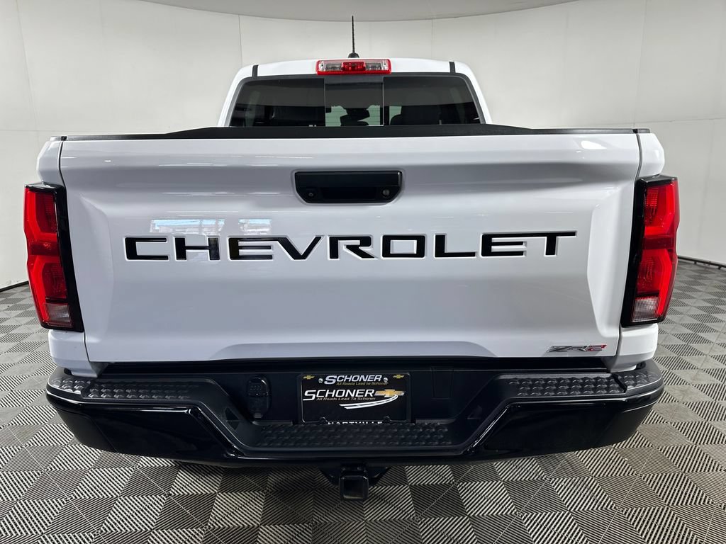 Used 2024 Chevrolet Colorado ZR2 AWD/4WD image 4
