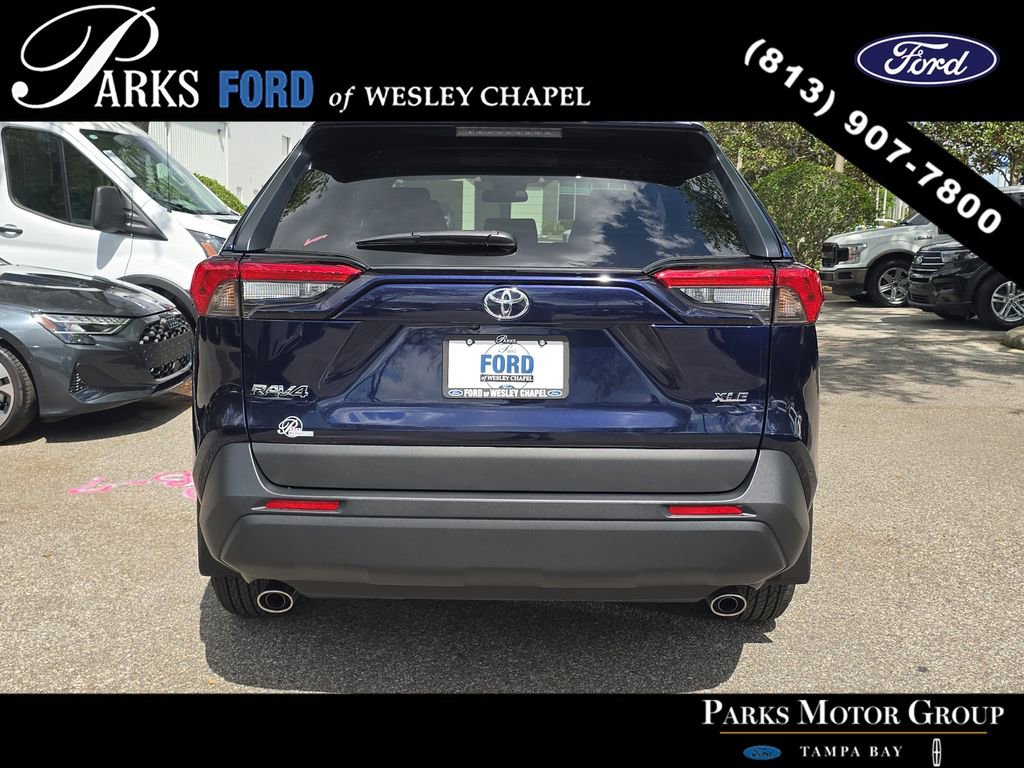 Used 2025 Toyota RAV4 XLE w/ Convenience Package image 5