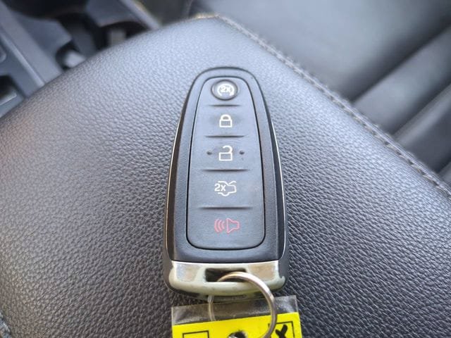 Used 2019 Ford Escape Titanium FWD image 29