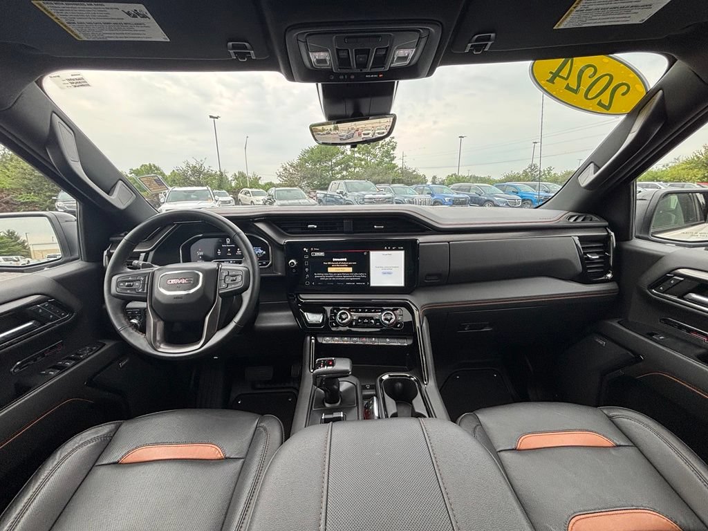 Used 2024 GMC Sierra 1500 AT4 w/ Technology Package AWD/4WD image 24