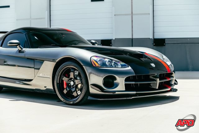 Used 2010 Dodge Viper ACR RWD image 45
