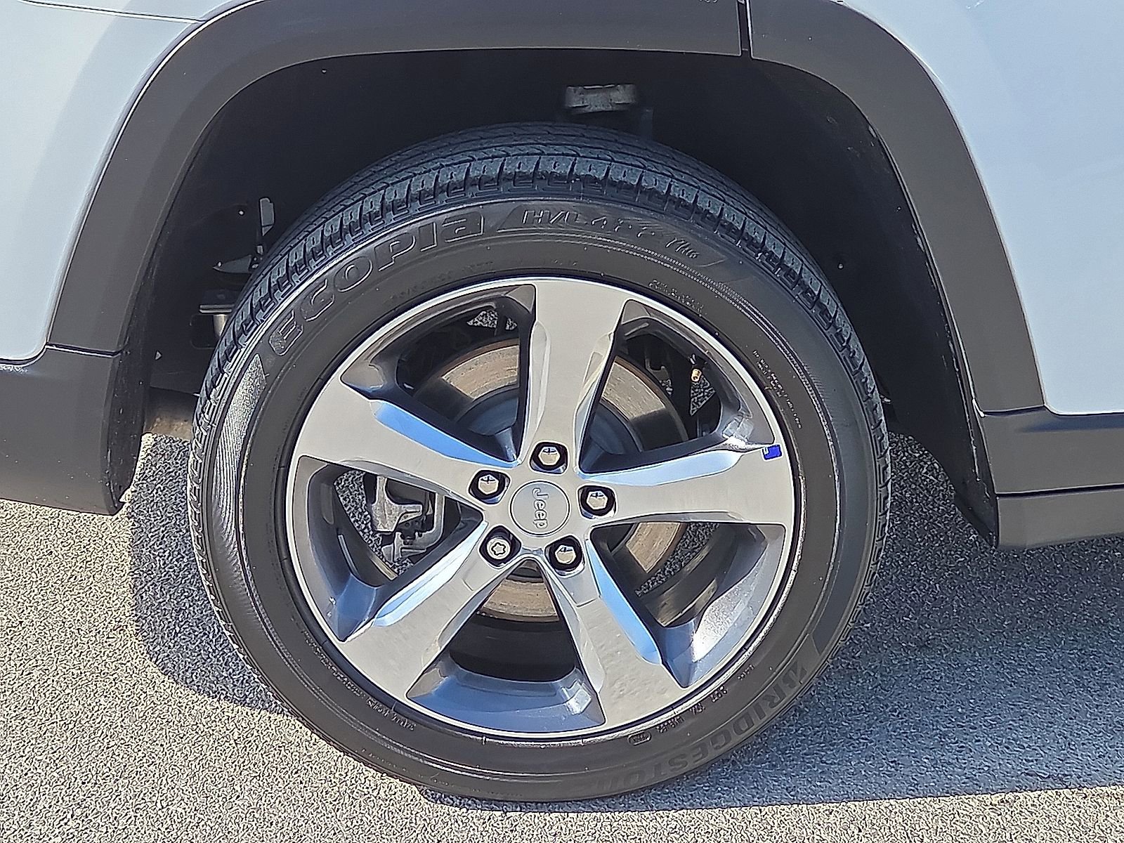 Used 2025 Jeep Grand Cherokee L Limited w/ Trailer Tow Package image 7