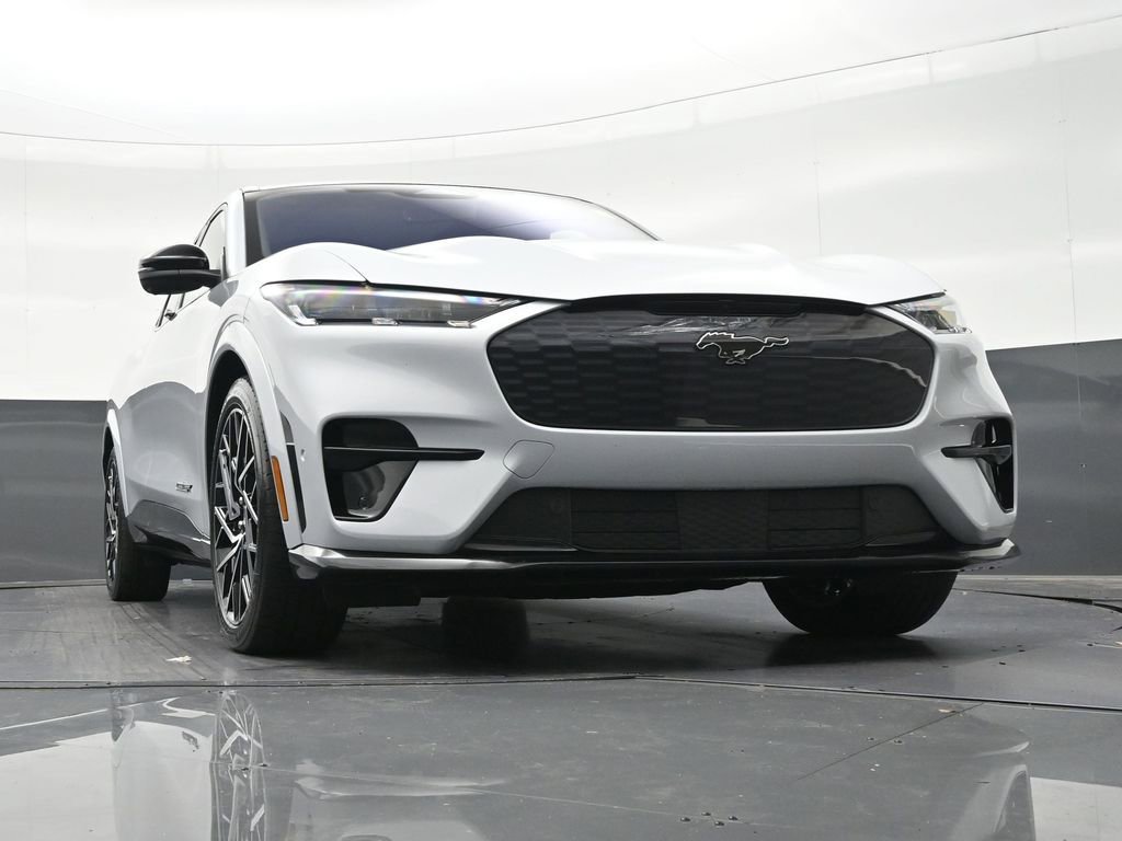Used 2022 Ford Mustang Mach-E GT w/ GT Performance Edition AWD/4WD image 29