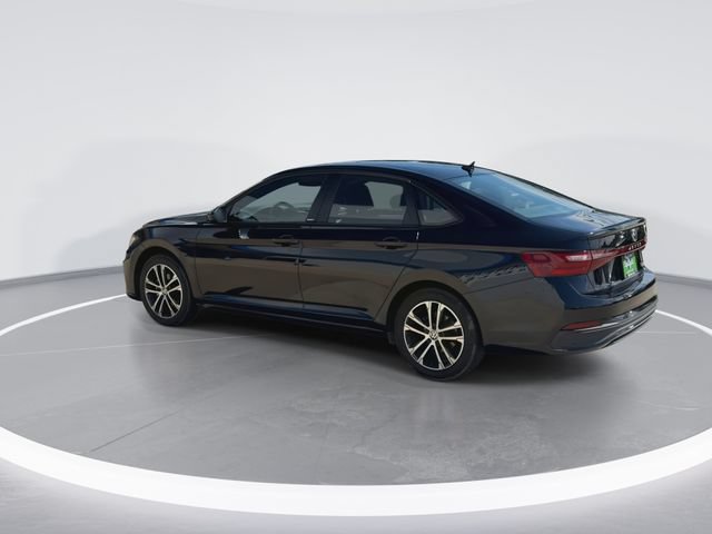 Used 2025 Volkswagen Jetta Sport FWD image 7