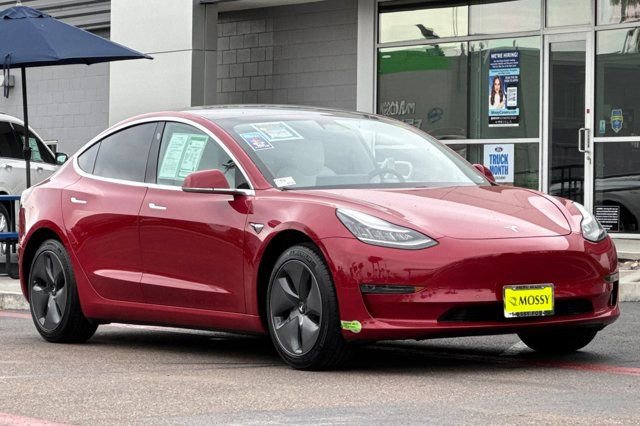Used 2020 Tesla Model 3 Standard Range Plus image 3