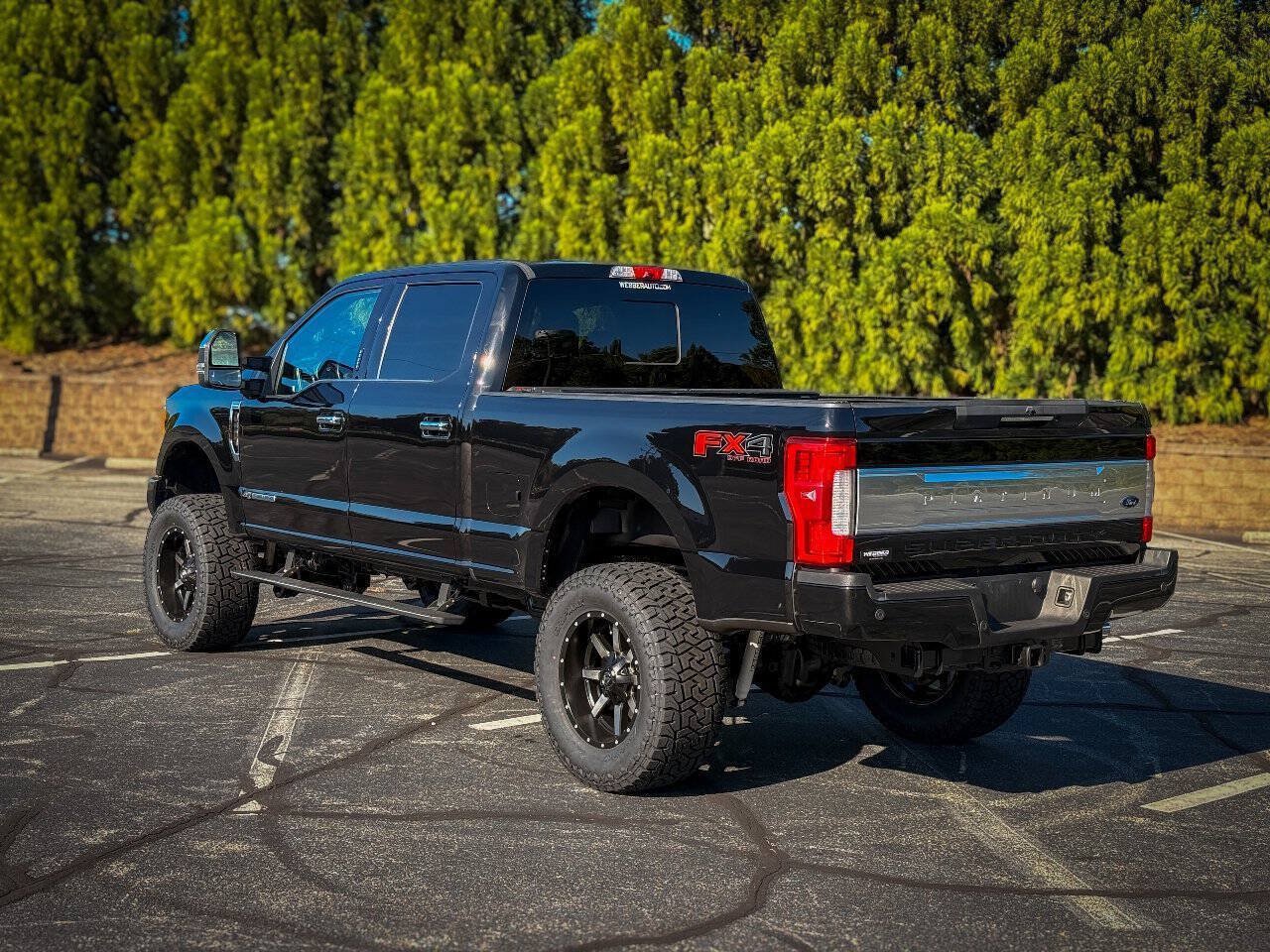 Used 2017 Ford F350 Platinum w/ Platinum Ultimate Package AWD/4WD image 5