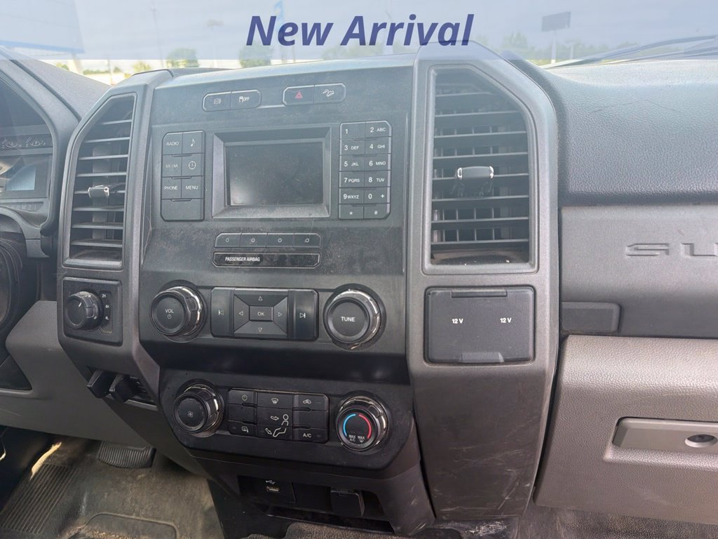 Used 2019 Ford F250 XL w/ Power Equipment Group AWD/4WD image 4