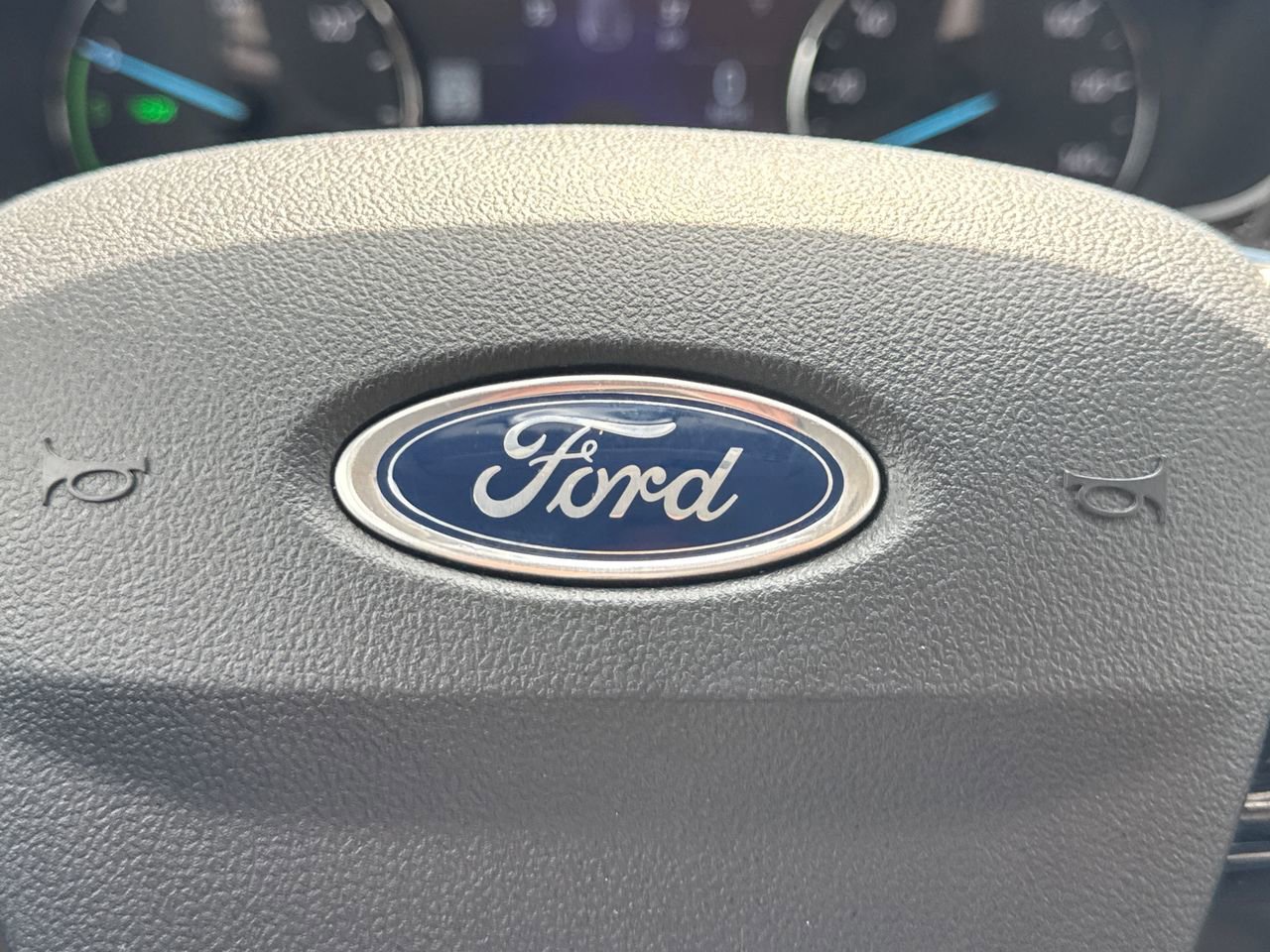 Used 2021 Ford Escape SEL image 29