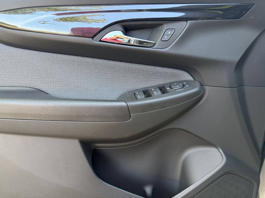New 2026 Chevrolet TrailBlazer LT w/ LT Cold Weather Package FWD image 12