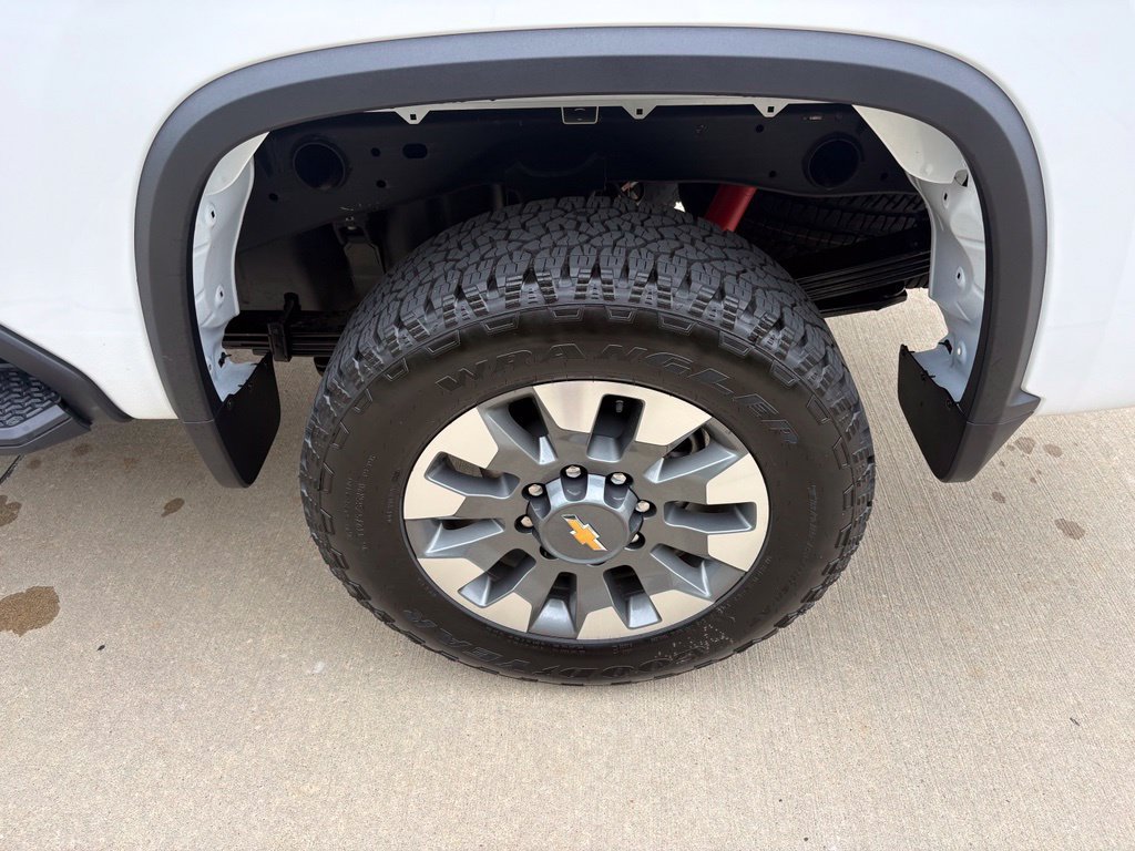 New 2026 Chevrolet Silverado 2500 Custom w/ Custom Value Package AWD/4WD image 45